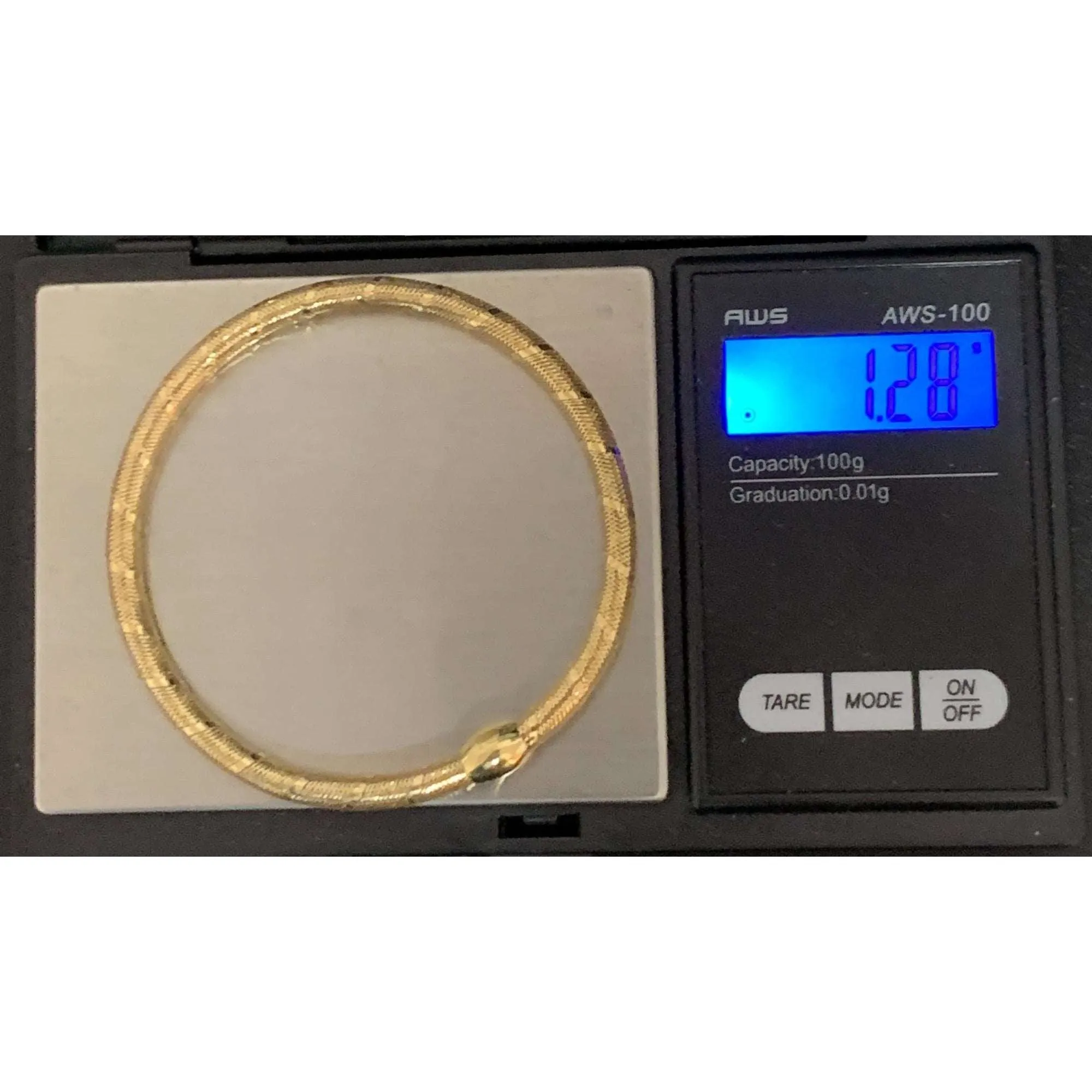 18K Gold Bracelet Bangle Soft Mesh Flexible Stretchable 1.28 grams Size 7.25 inches