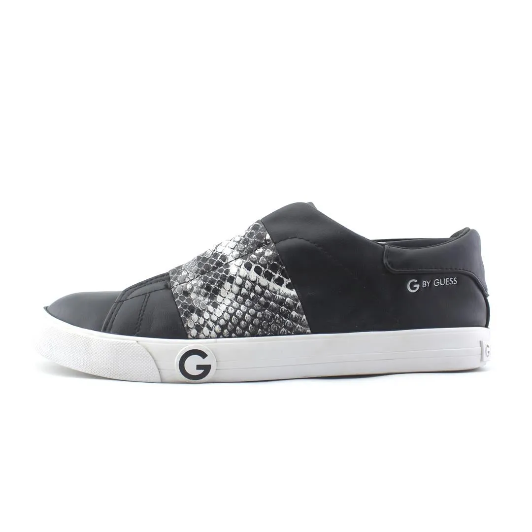 G BY GUESS GGONNER-T