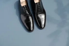 OneThreeNine.Evening Black Toe-Cap Oxfords