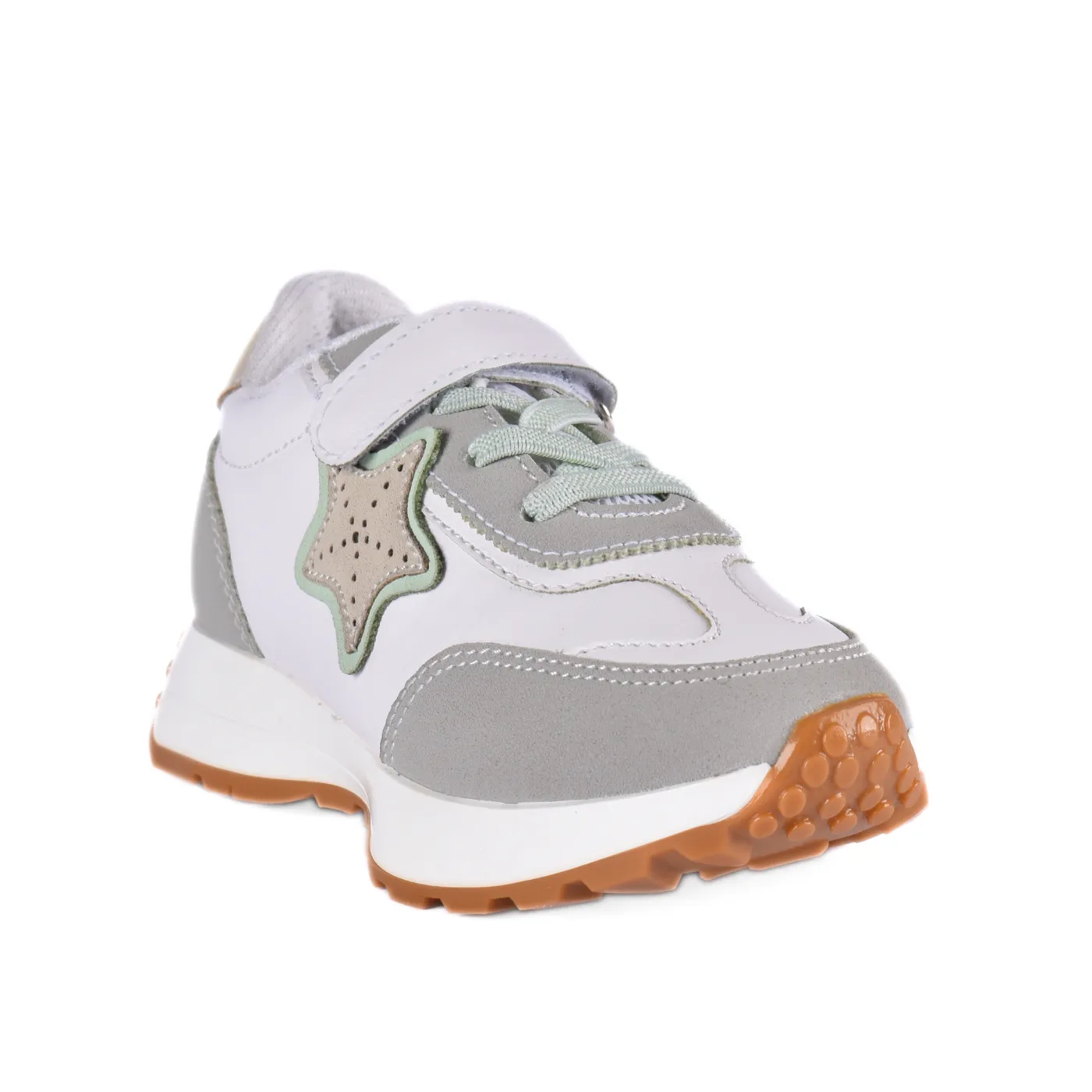 Simple sneakers kids