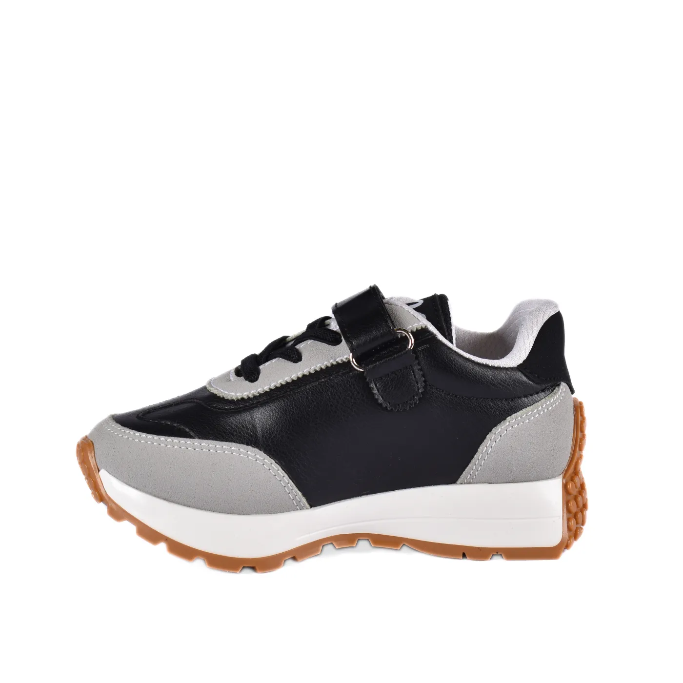 Simple sneakers kids