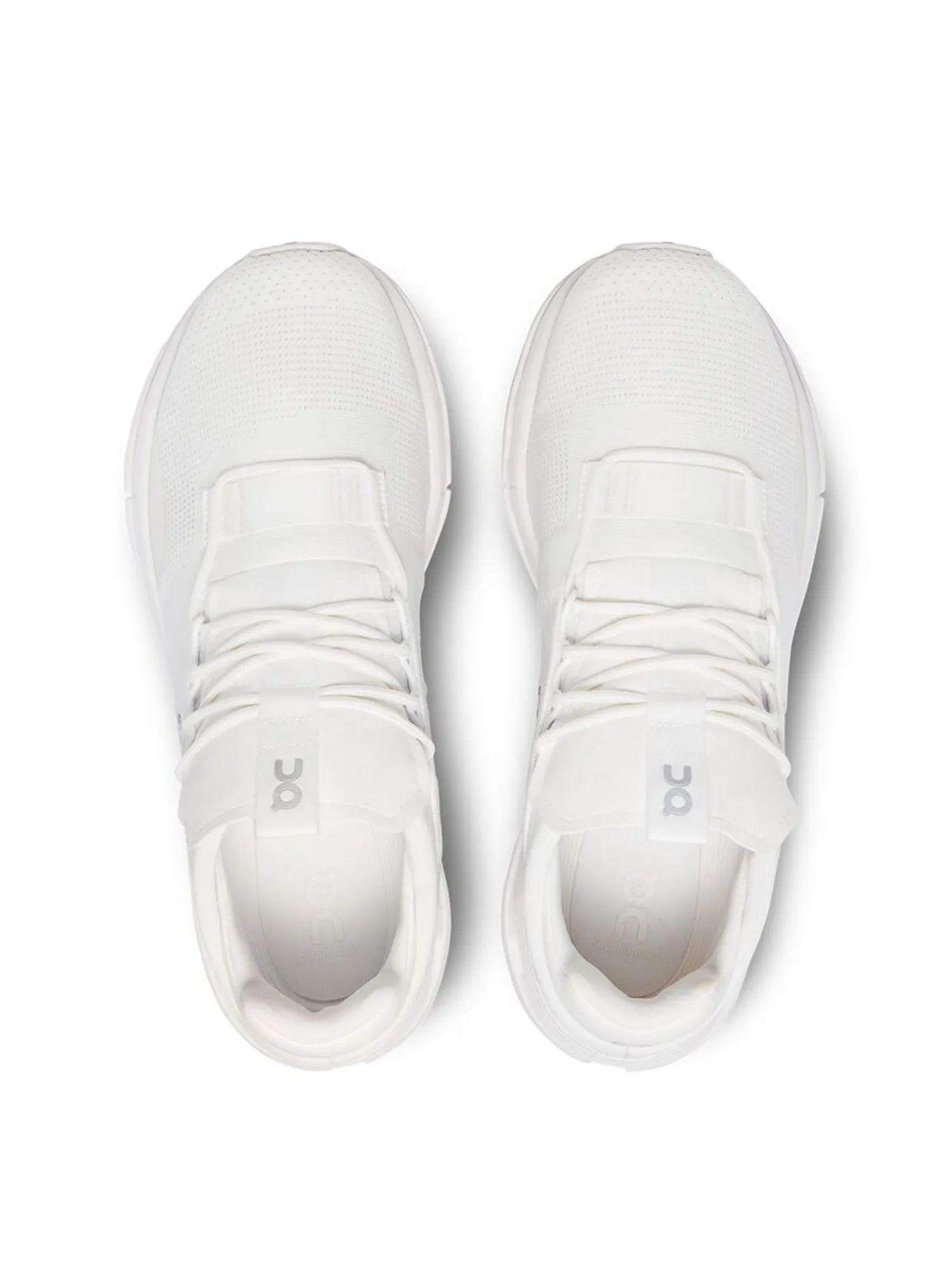 W Cloudnova Undyed